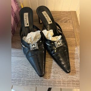 Brighton Tracy Heels NIB